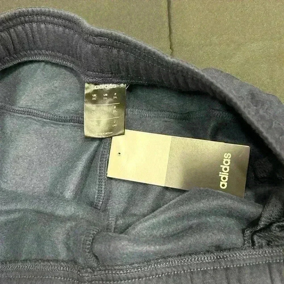 Adidas Shorts Fleece- Men’s - Navy Blue - Size 2XL - Picture 4 of 8